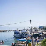 Sea & View